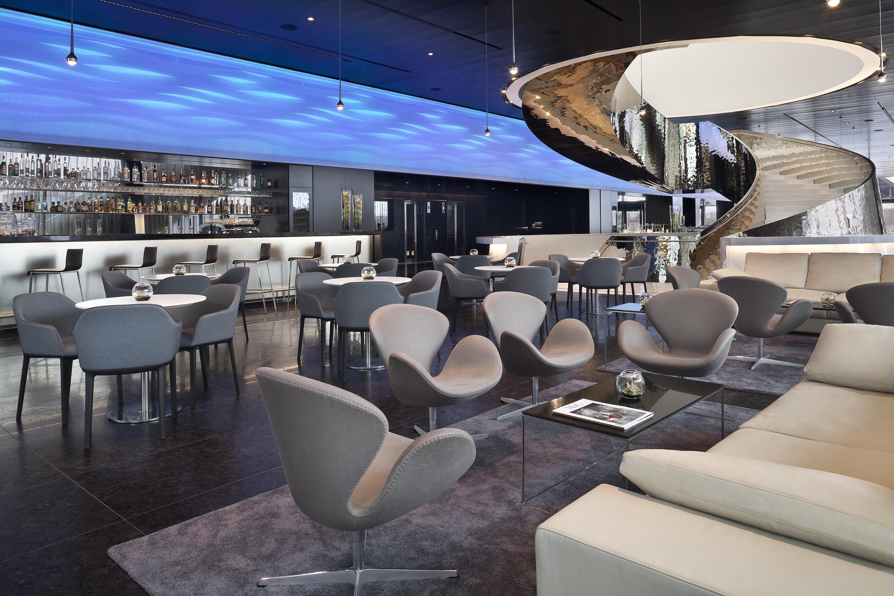 Hotel Melia Vienna Esterno foto The lounge at the airport