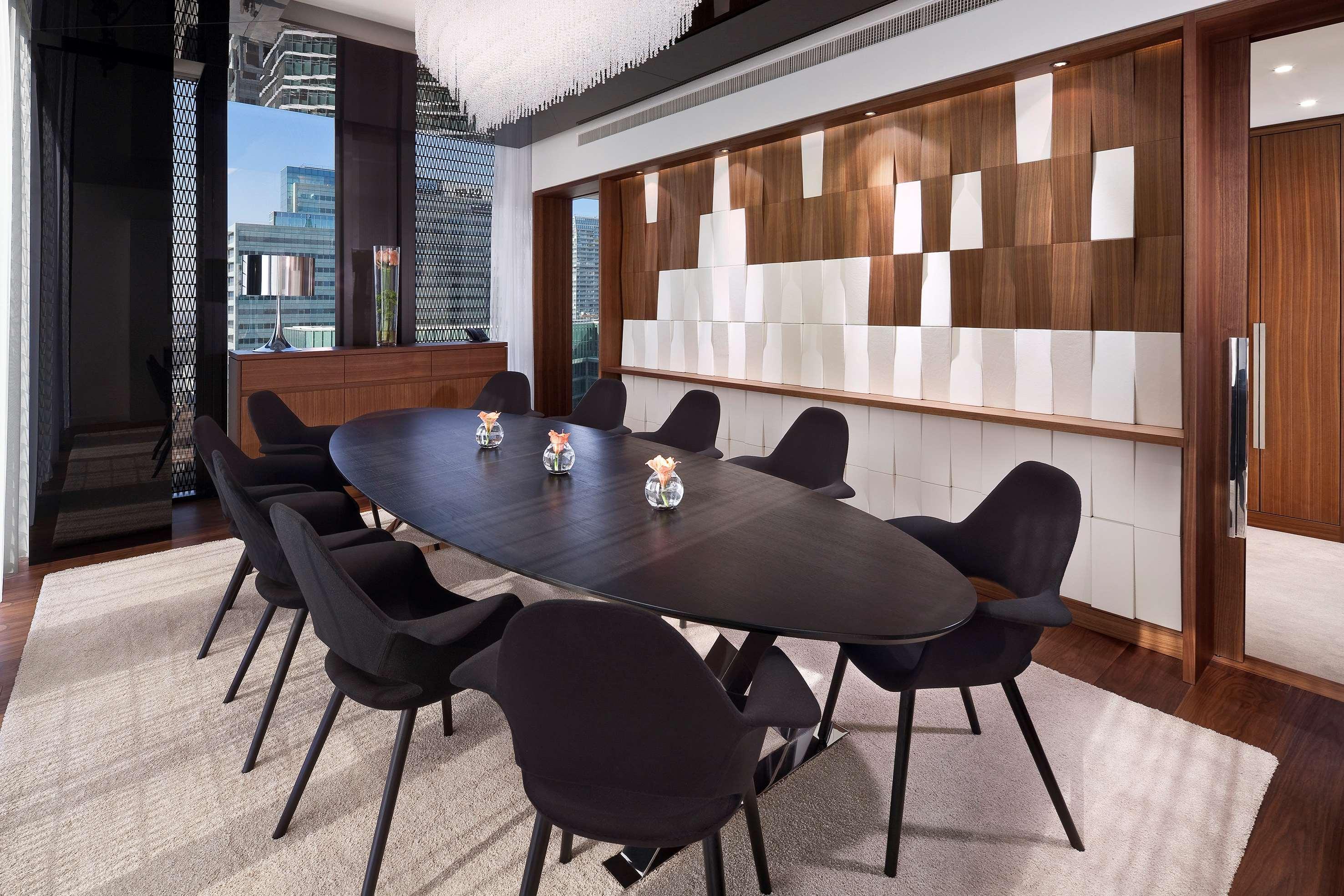 Hotel Melia Vienna Esterno foto The boardroom at the London office