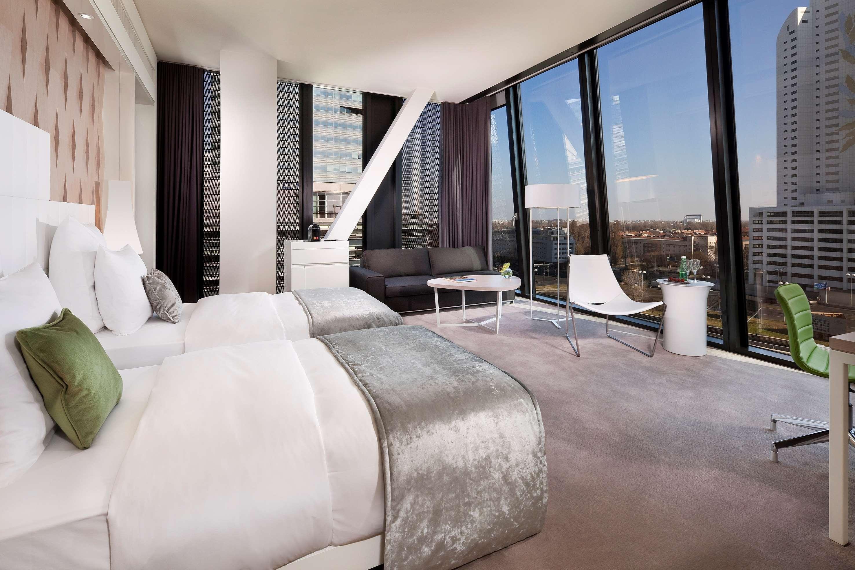 Hotel Melia Vienna Esterno foto A bedroom at the InterContinental