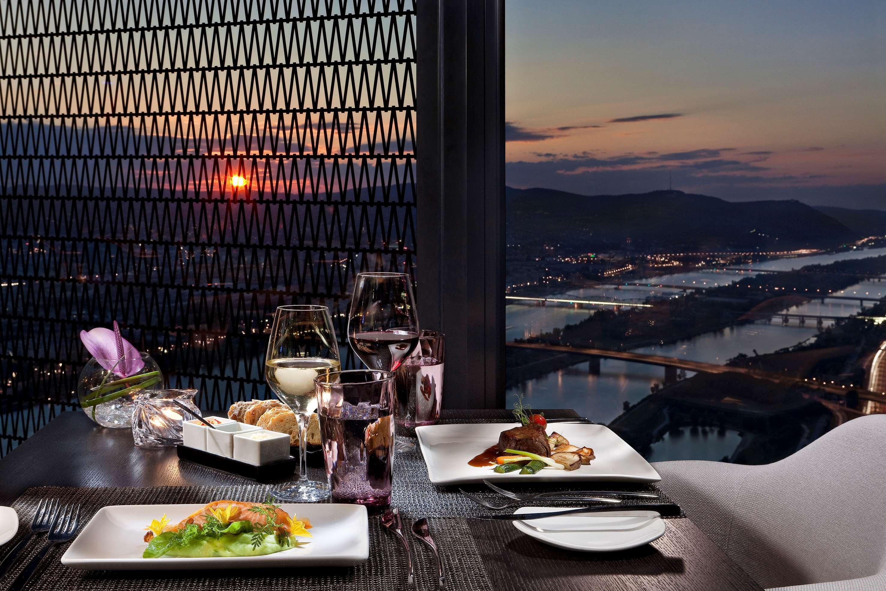 Hotel Melia Vienna Esterno foto View from the restaurant